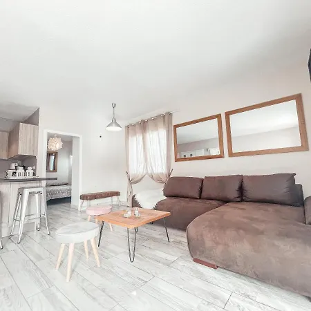 Beautiful Stella Callao Salvaje, Close To The Cs013 Villa *